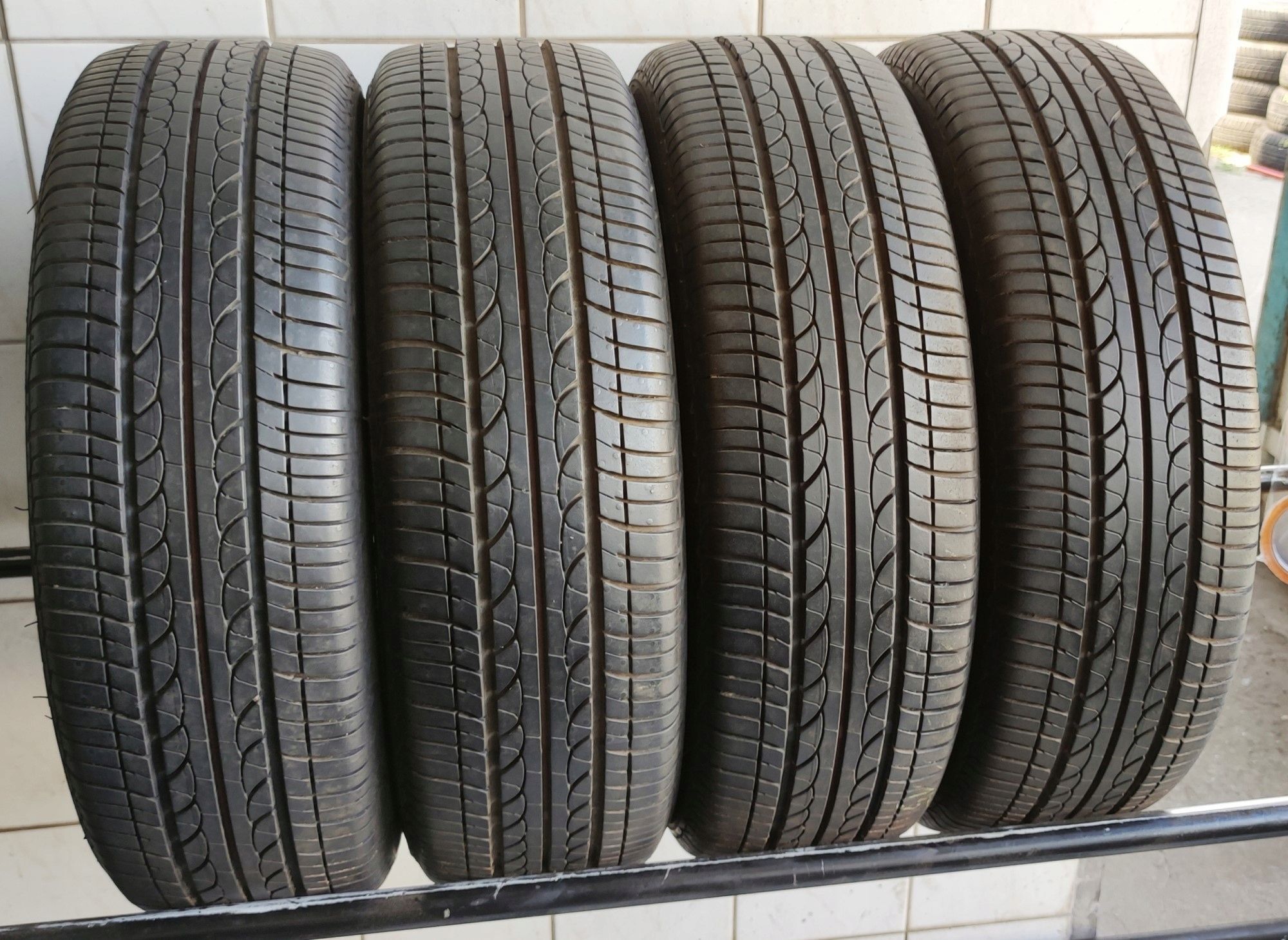 Opony 175/65/15 Bridgestone 6,66mm 2019r 4=600zł L