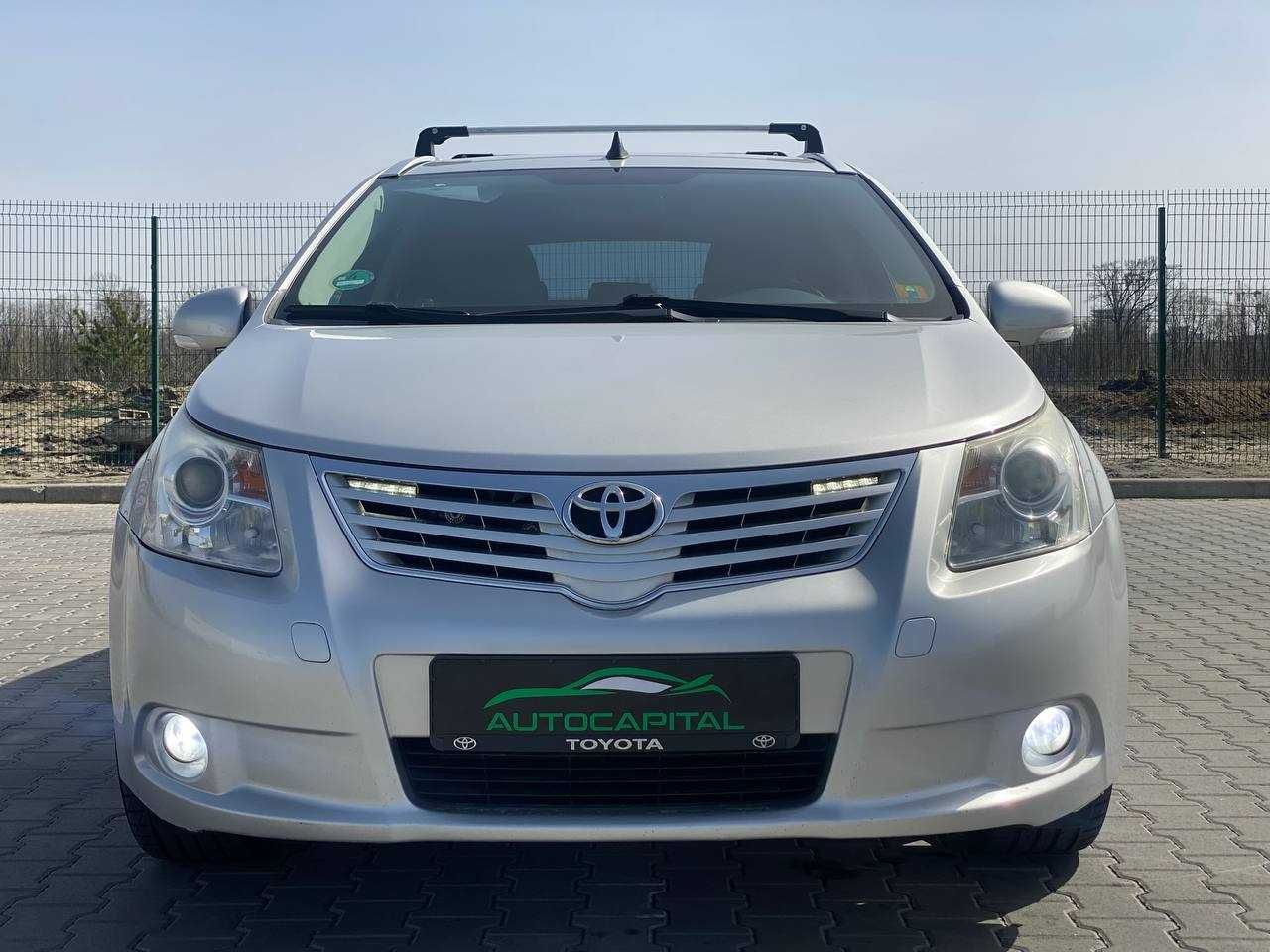 Toyota Avensis 2011