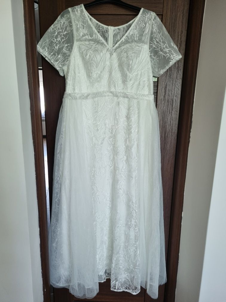Piękna suknia ślubna z tiulem Shein XL koronką