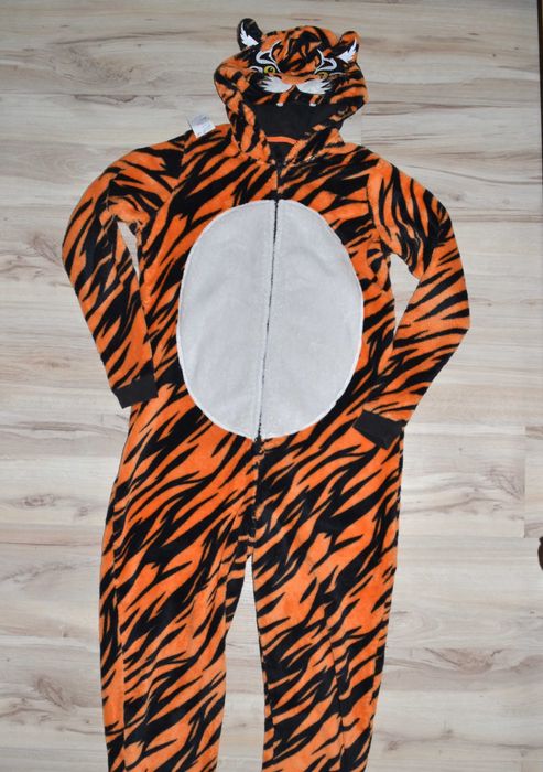 61^ tygrys strój przebranie piżama 13/14 Lat_ 158/164