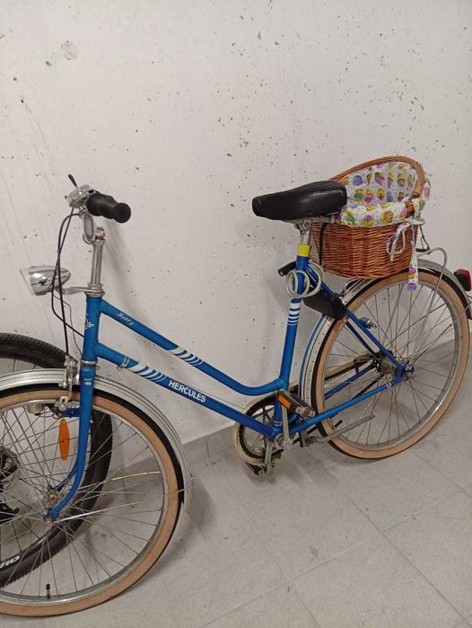 Rower Hercules miejski z 3 stopniowymi przerzutkami na tył