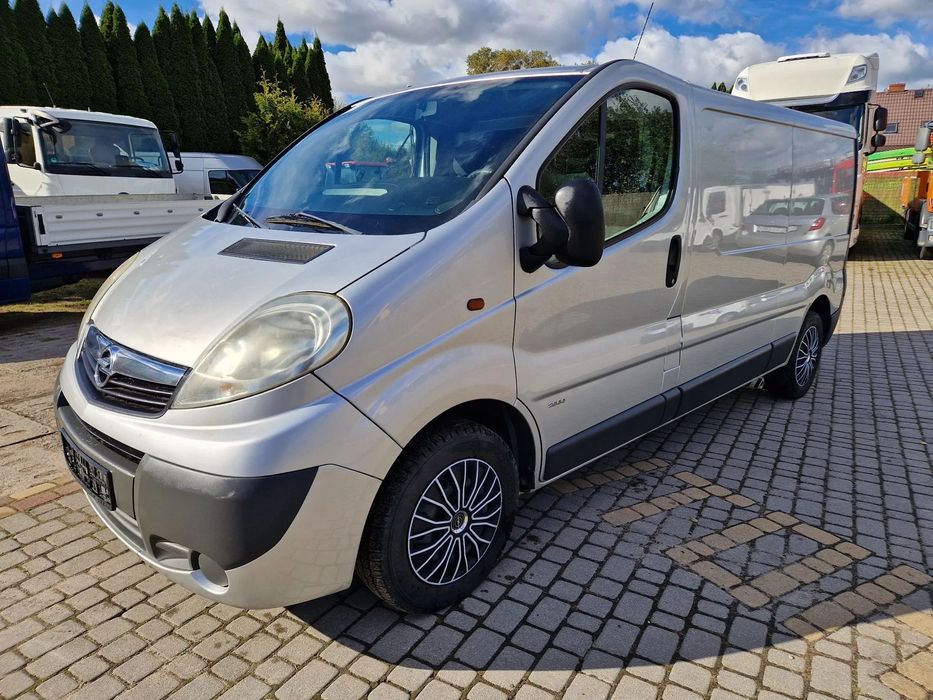 Opel Vivaro  Opel Vivaro LONG DŁUGI