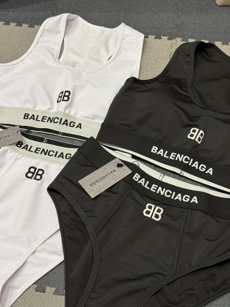 Купальник Balenciaga роздільний баленсіага спортивний топ чорний білий