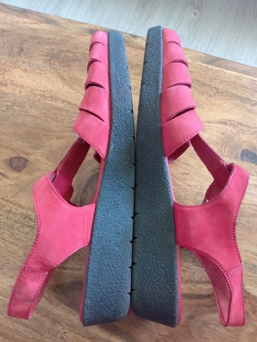 Sandały zabudowane Ecco rozmiar 40