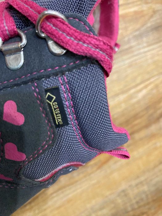 Ботинки зимние сапожки термо черевики на девочку Superfit р.24