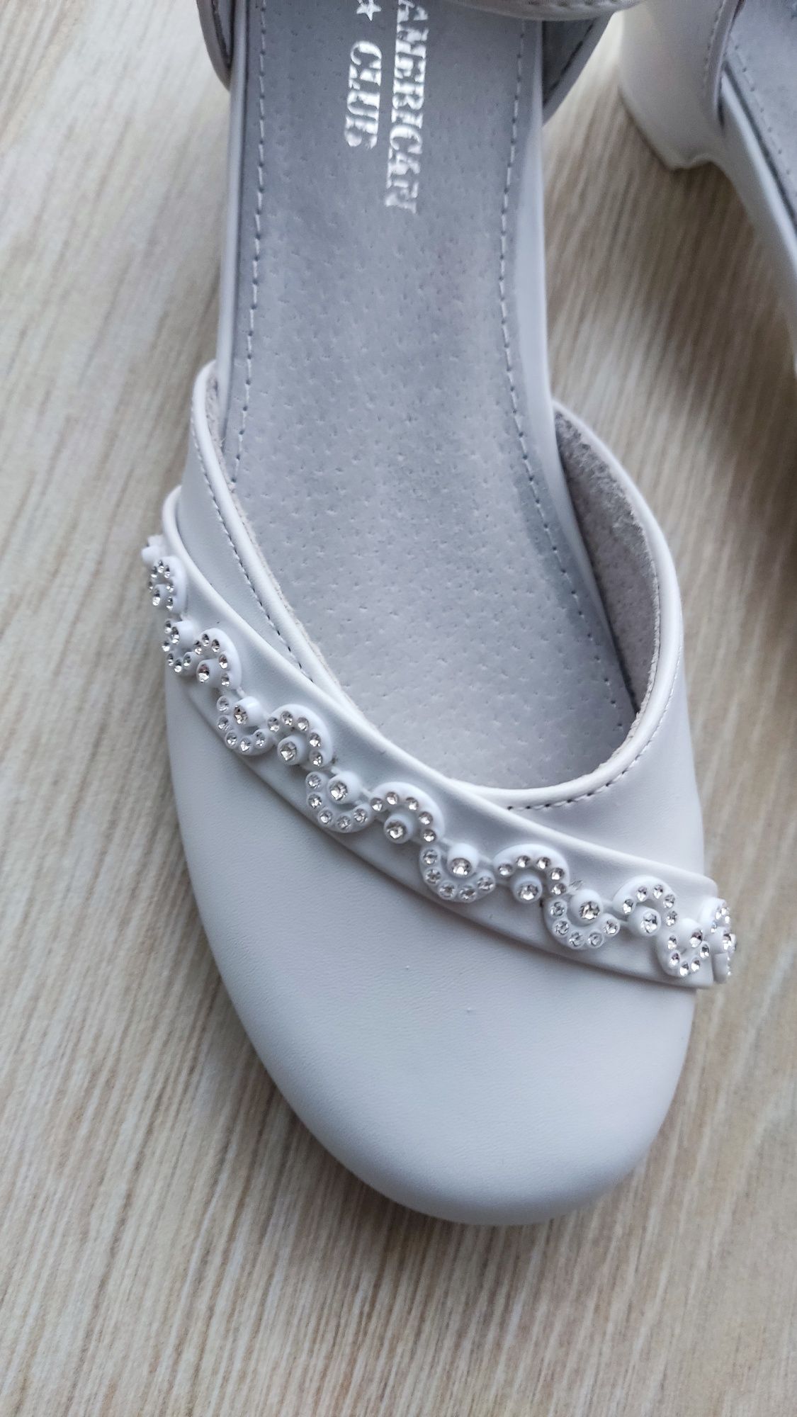 Buty, czółenka, pantofelki American Club komunia rozmiar 34