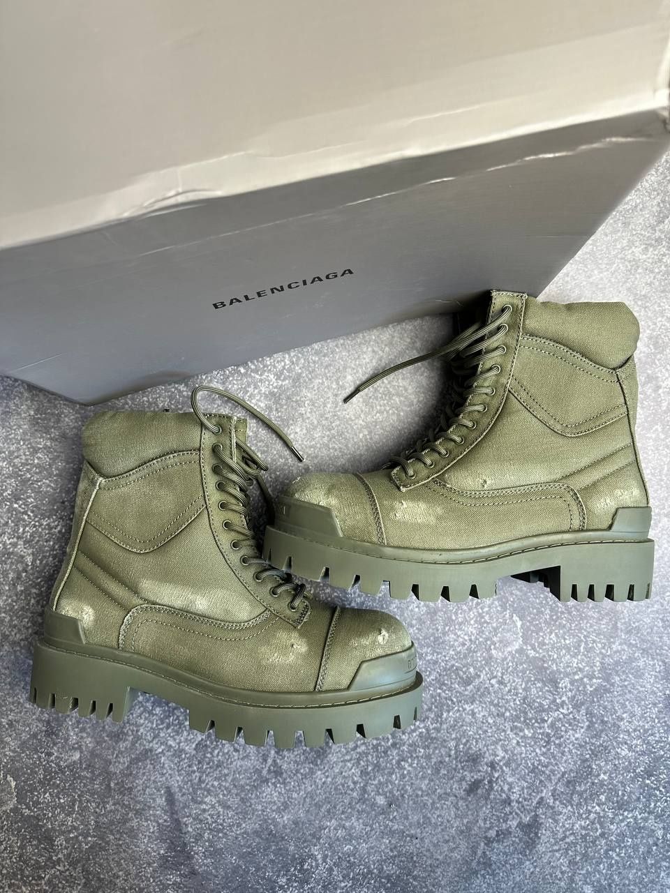 BALENCIAGA Strike boots qrmy green хаки ботинки чоботи буты opium 43