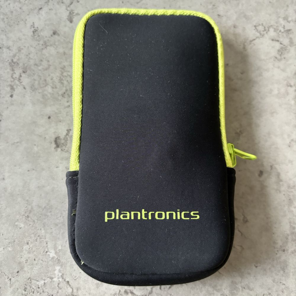 Słuchawki Plantronics BackBeat Fit + etui na telefon