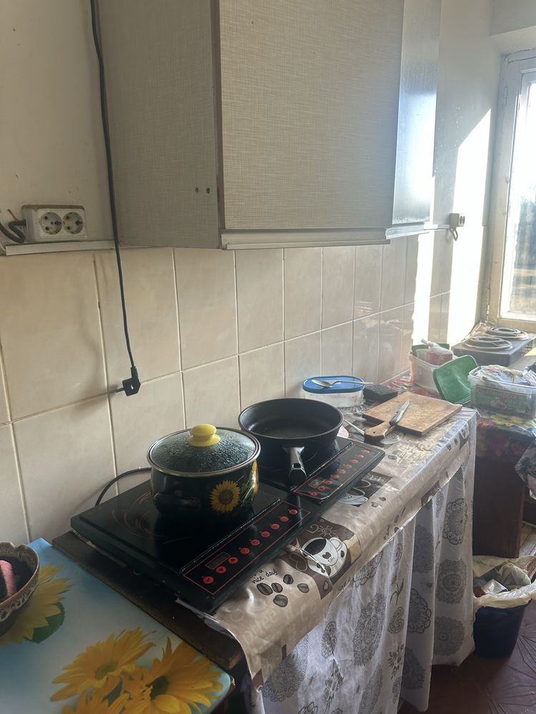 Пропонуємо в оренду кімнату в гуртожитку на Казбеті