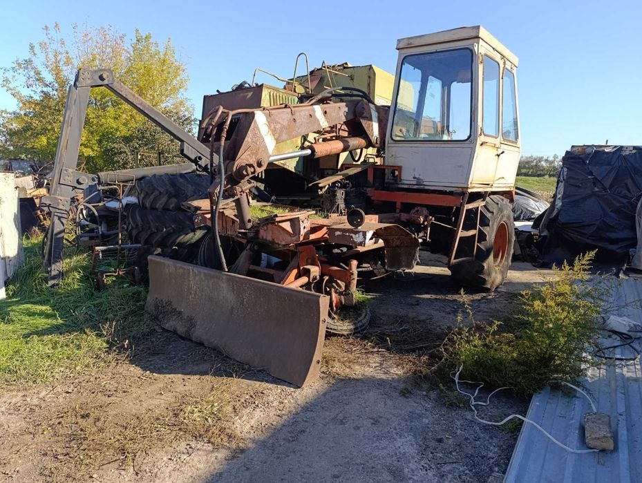 Разборка погрузчика ПЭУ-1 "Карпатець" ЮМЗ