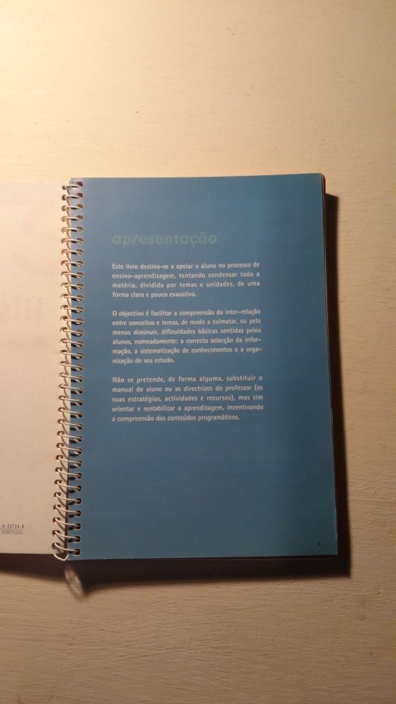 Coleção essenciais - História 9.° ano - Porto Editora