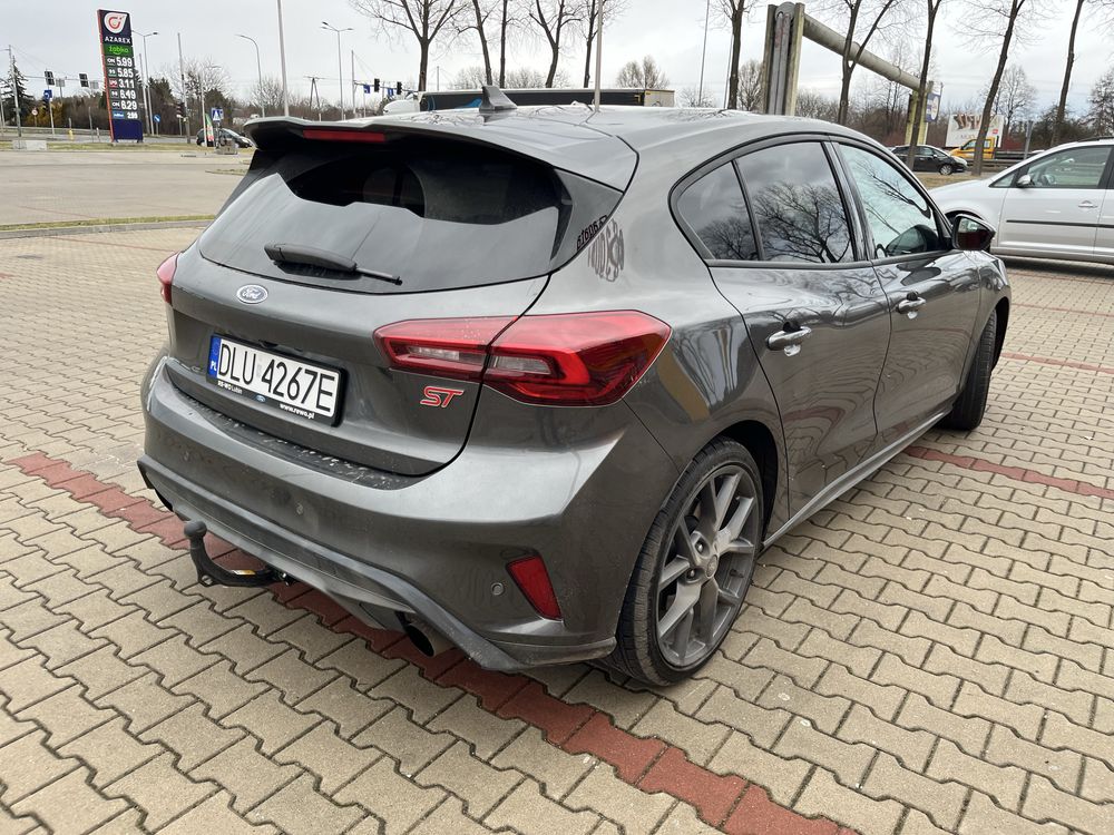 Focus ST 280km pełne wyposażenie