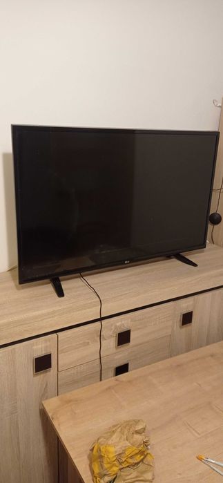 Telewizor LG 43 całe uszkodzona matryca