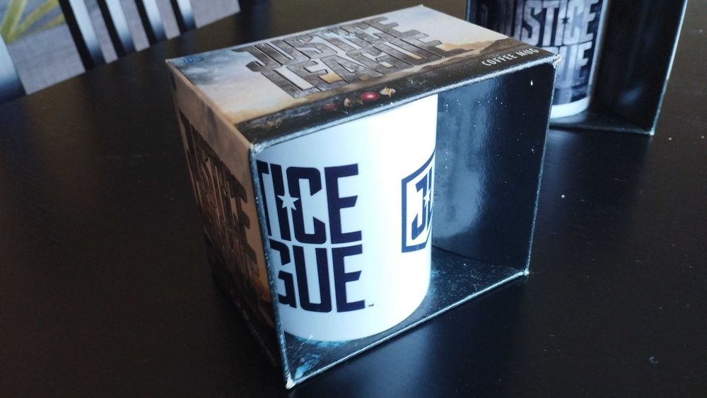 NOVA - Caneca do Filme Justice League - Stencil Logo - PAGUE 3 LEVE 4