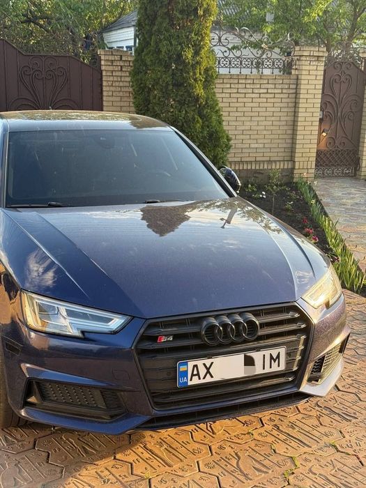 Швидкоз'ємні,безрамкові тримачі номерів (аналог магнітним)