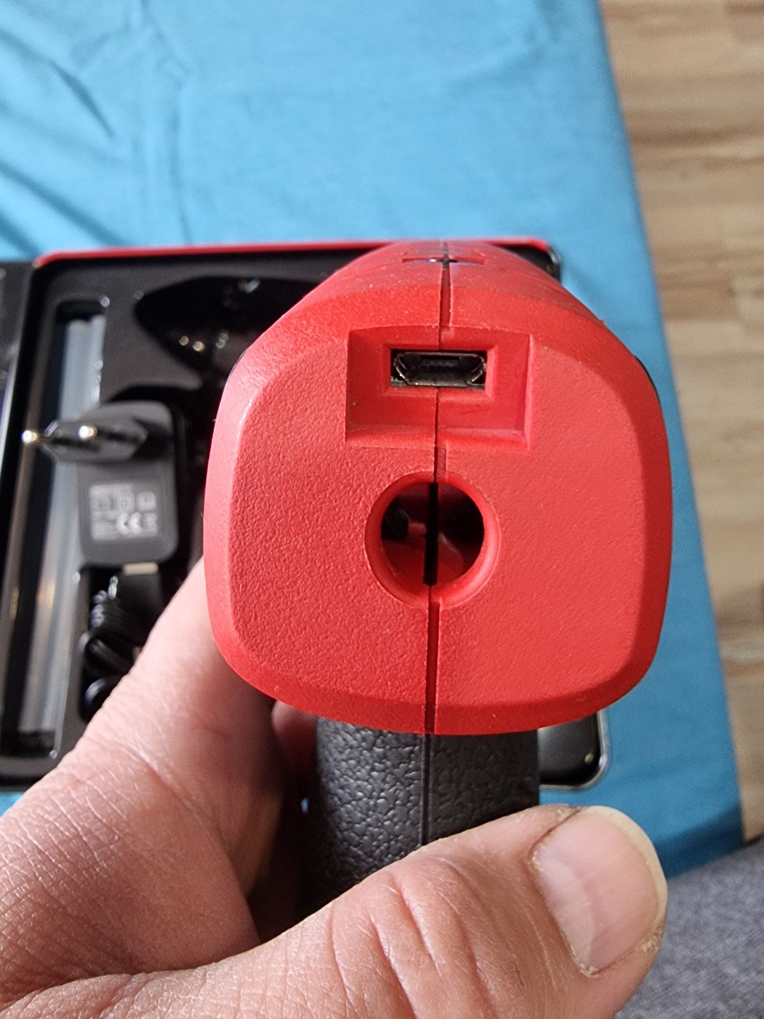 Pistolet do kleju Einhell TC-CG 3,6V Li