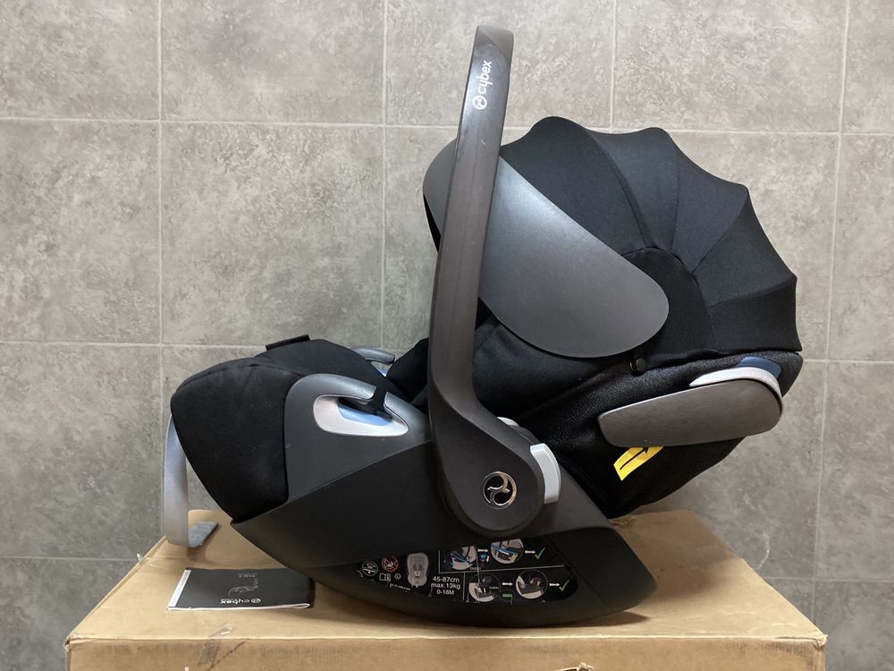 Автокресло Cybex Cloud Z с поворотной базой isofix