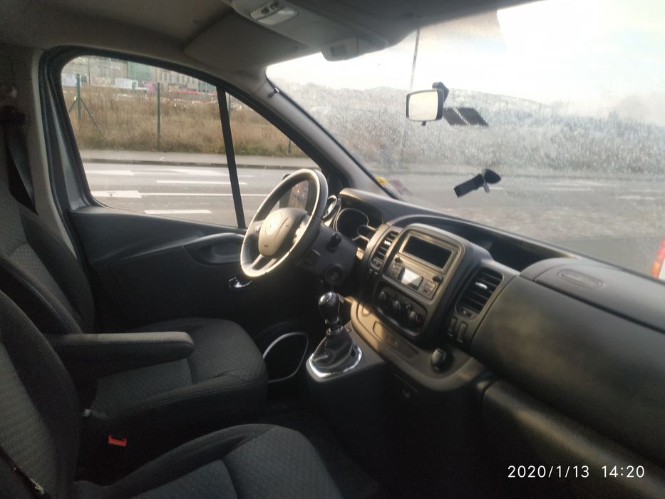 Wynajem busa 9 osobowego OPEL VIVARO OD 159 Wypożyczenie