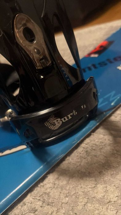 Deska snowboardowa Nidecker Swisengineering 139 cm + wiązania Burton