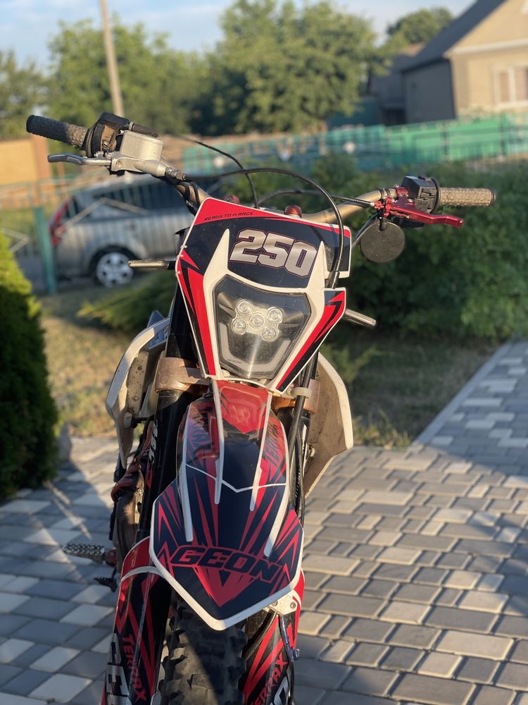 Продам Геон теракс 250