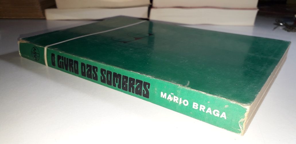 O Livro das Sombras - Mário Braga