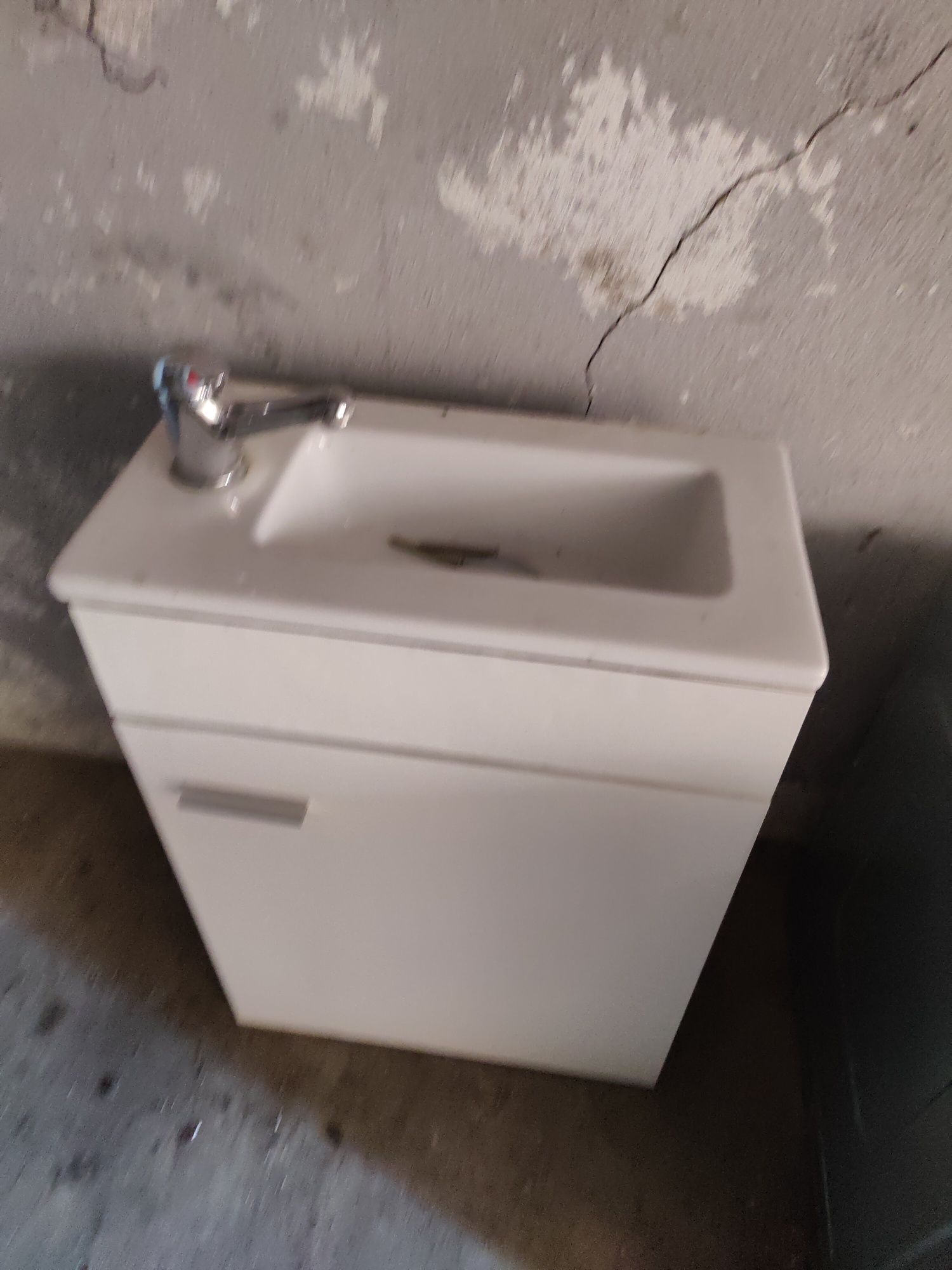 Mini lavatório wc