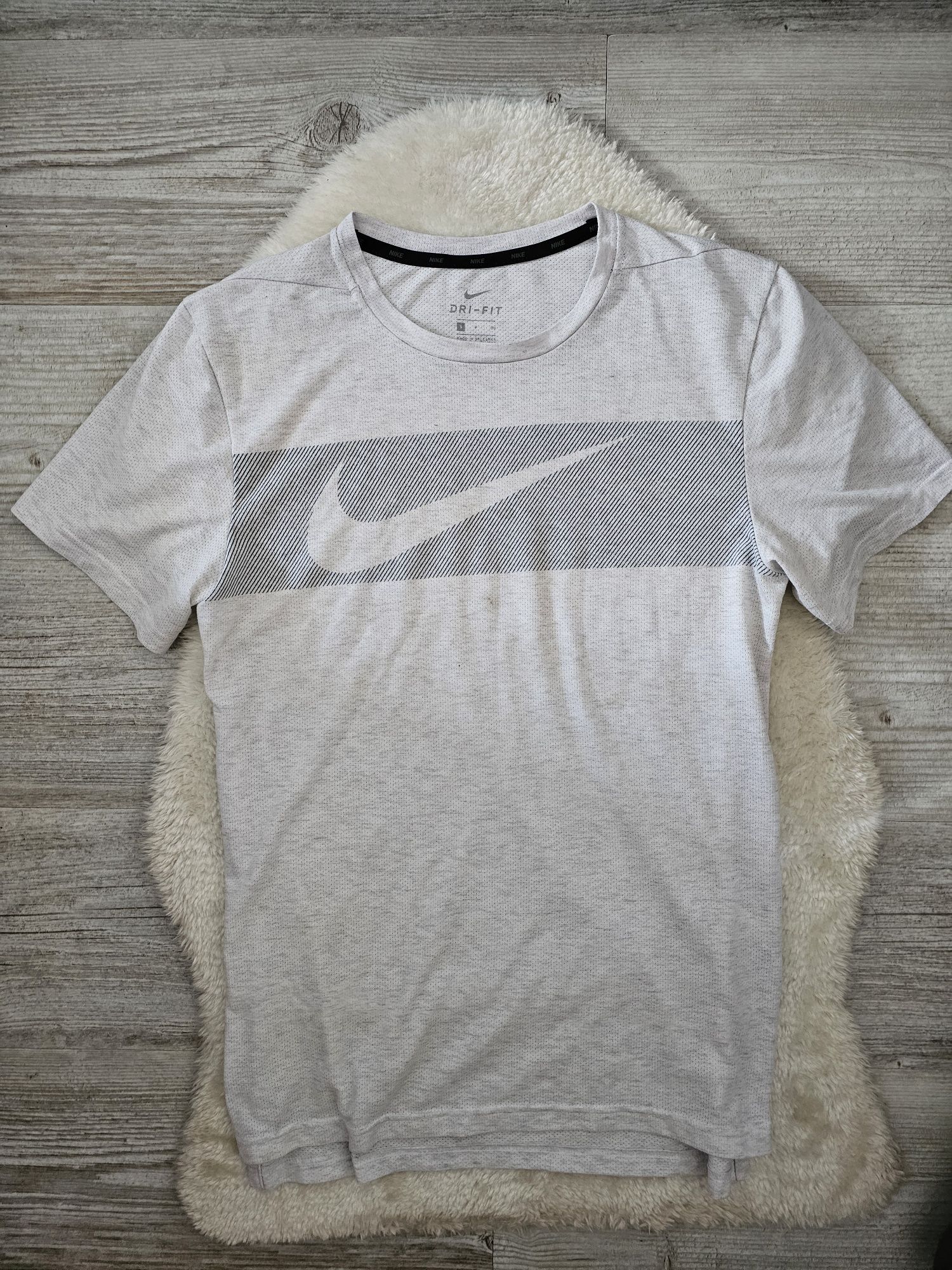 Koszulka Nike Dri-fit Rozmiar S Biała Logo Swoosh  T-Shirt Nike Swoosh