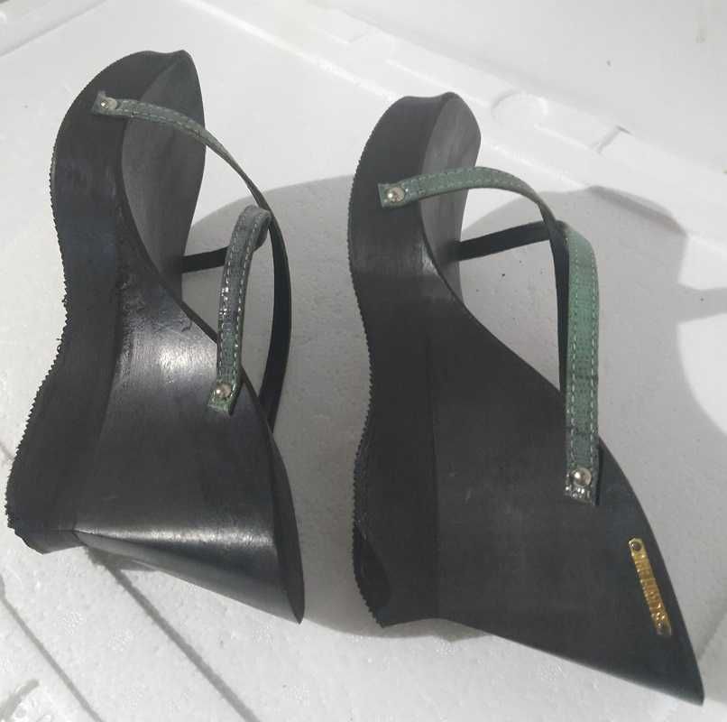 Sapatos da marca Zoccoli