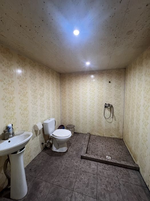 Продаж будинку по вулиці Нагірна .