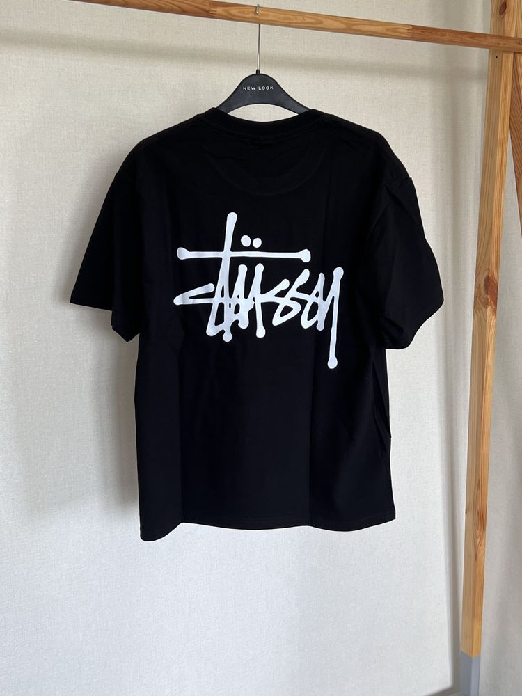 Футболка Stussy