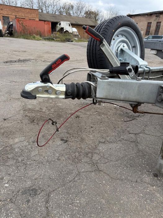 Оренда лавети / причепу для перевезення авто