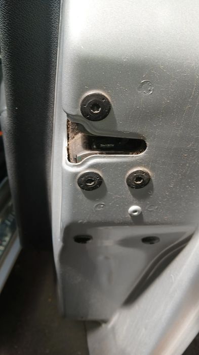 Fechadura / fecho porta frente direito RENAULT Megane III Grandtour (K