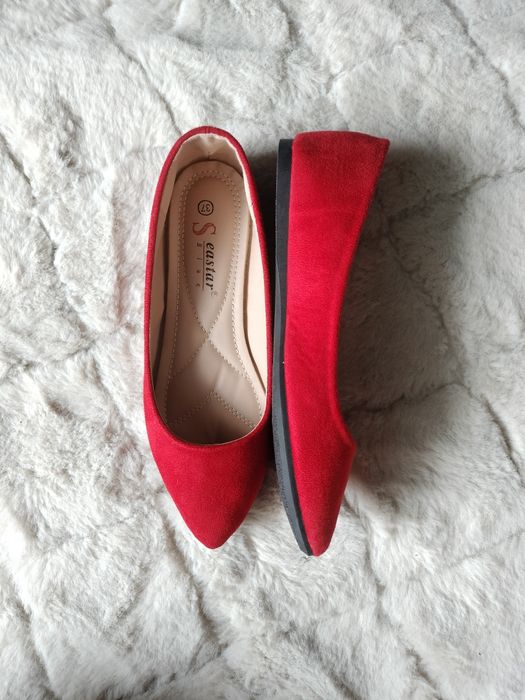NOWE czerwone balerinki rozm 37 matowe typu zamsz