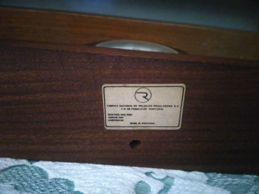 Relógio quartz da regulafora  de quarto
