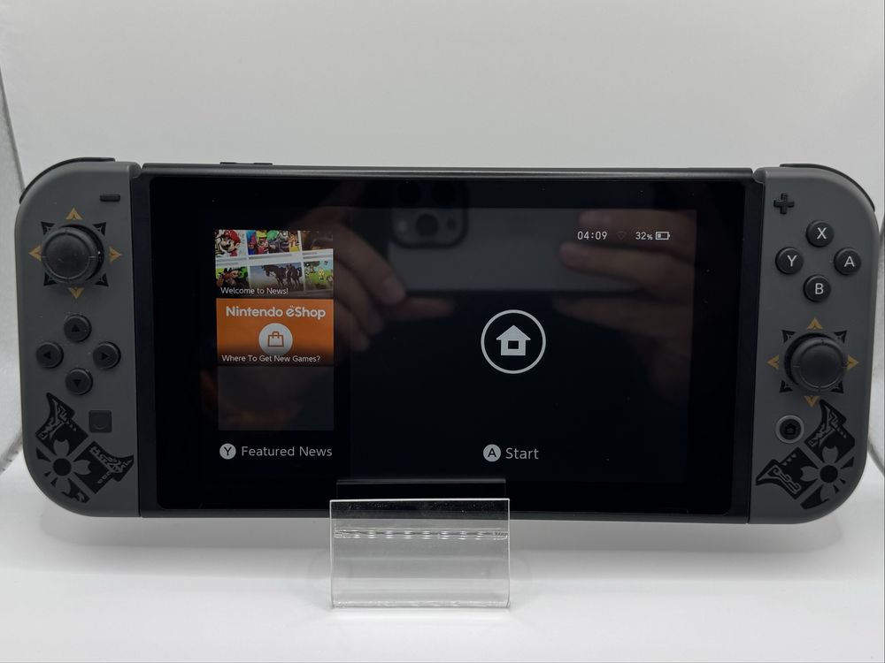 Konsola NINTENDO Switch Monster Hunter: Rise Edition od Halogsm