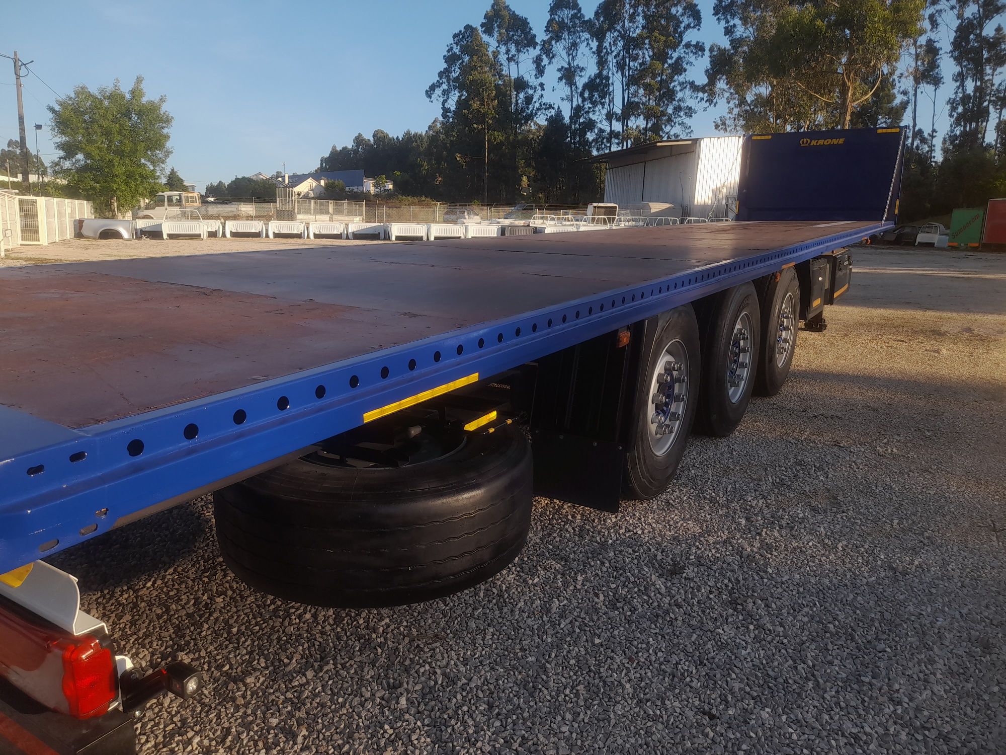 Semi-reboque Krone