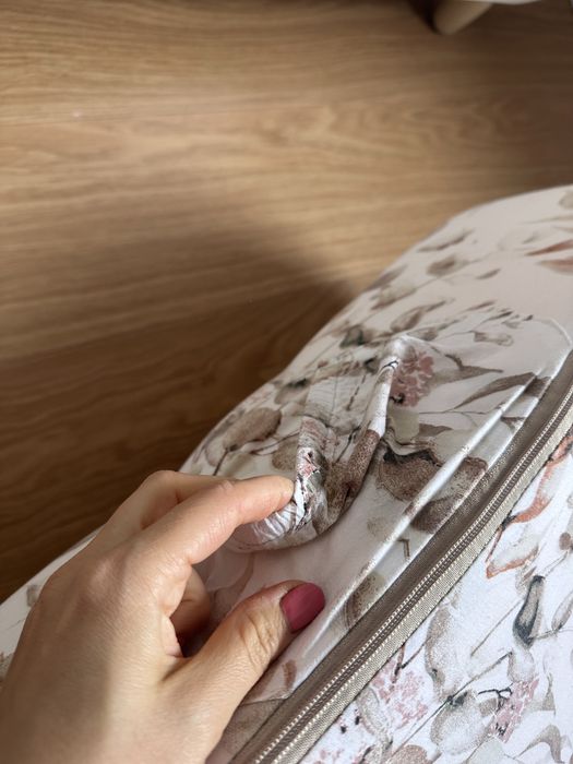 Poduszka do karmienia Twinny Lu