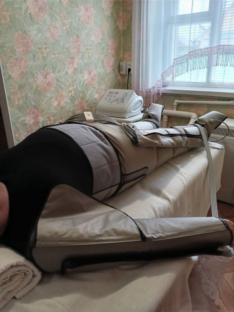 Пресотерапія, лімфодренажний масаж м.Звягель(Новоград-Волинський)