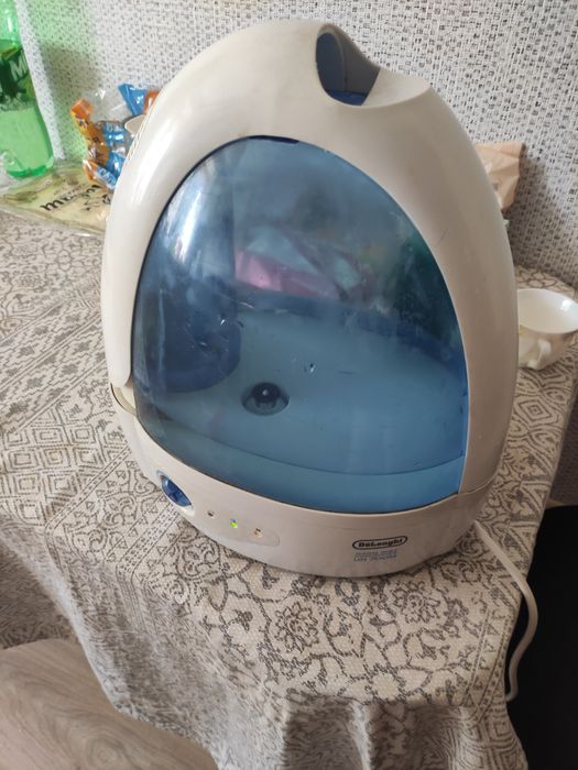 Увлажнитель воздуха DELONGHI UH 700M