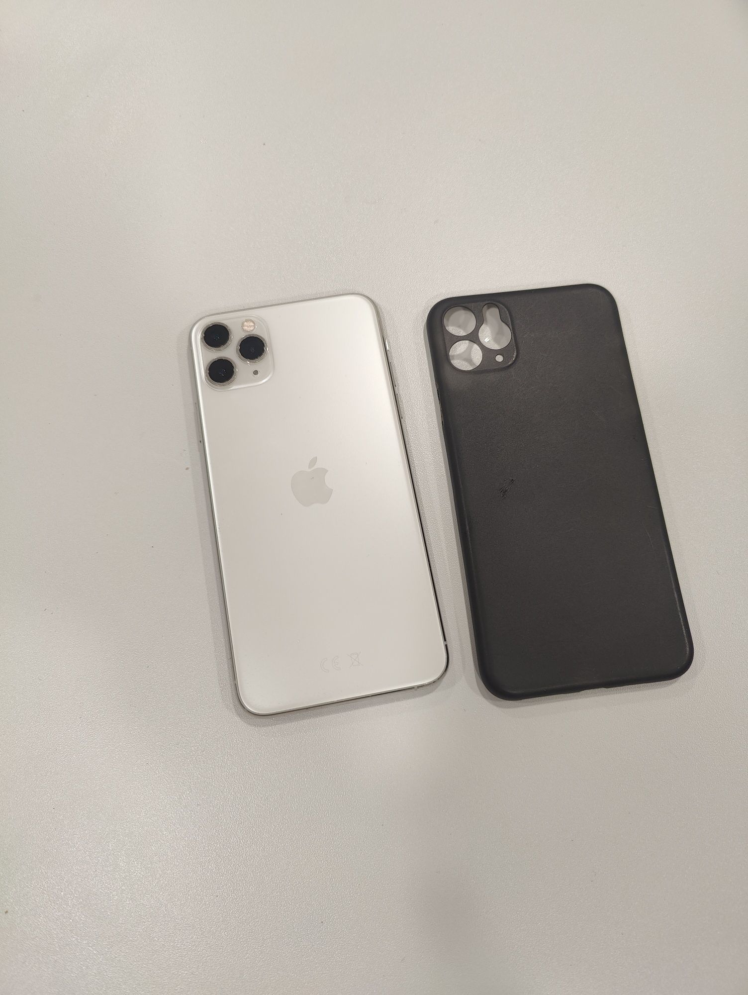 iPhone 11 pro max 256 GB