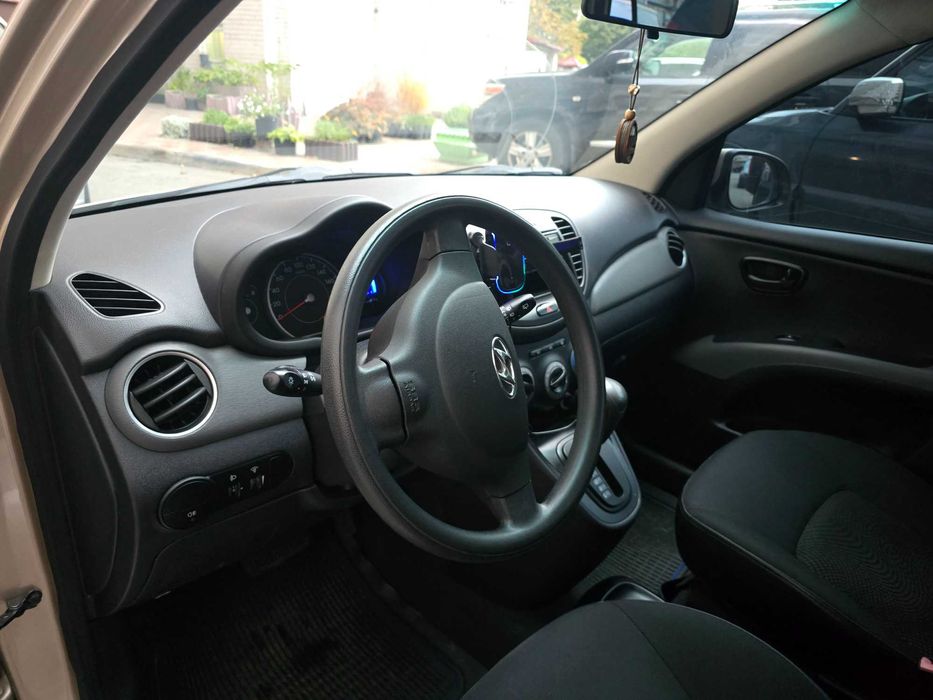 Hyundai i10 2011