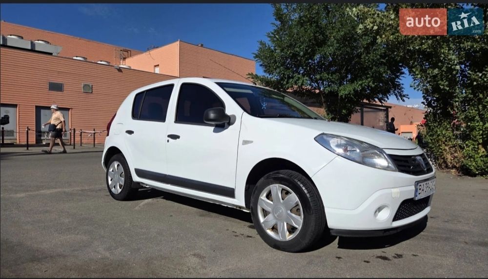 Dacia sandero 2010 1.4газ/бенз