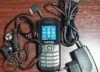 кнопочный мобильный телефон Samsung GT E1200