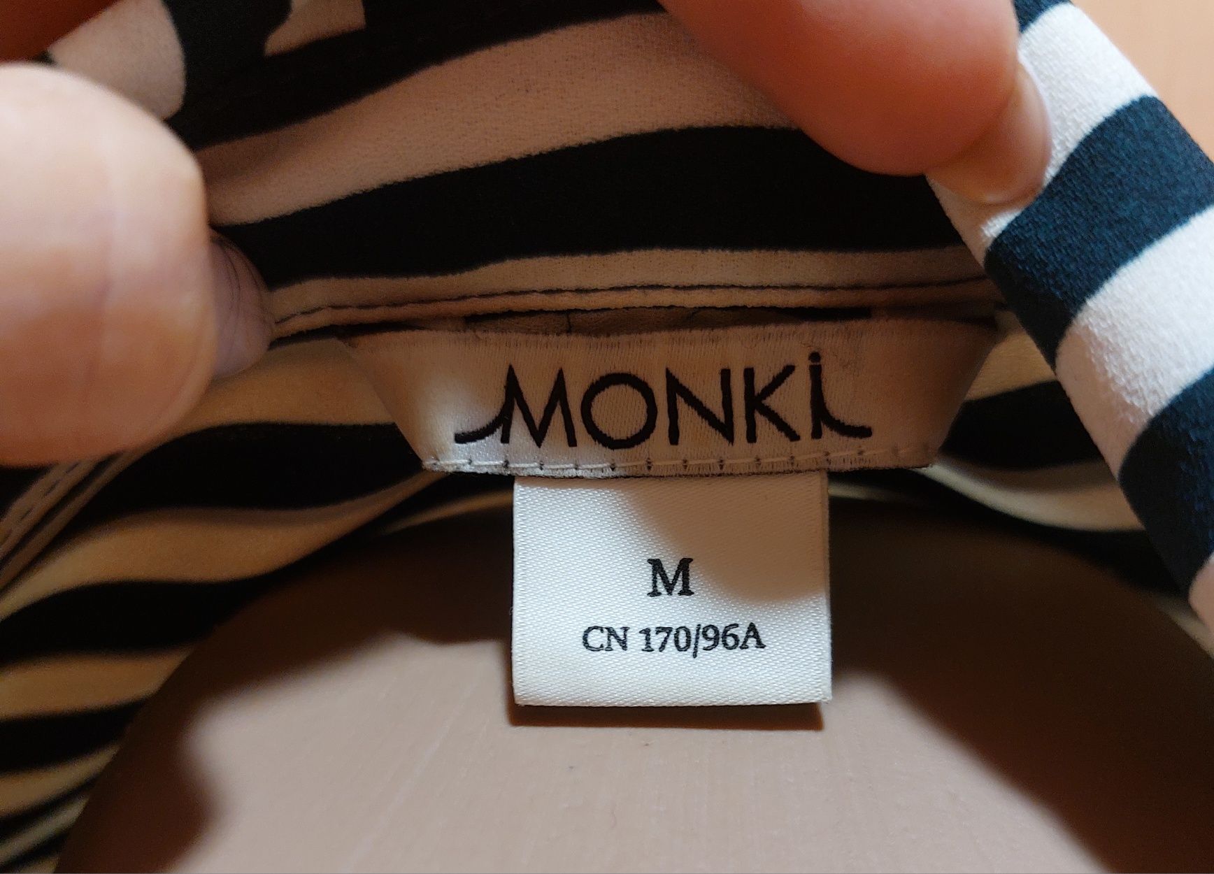 Блуза Monki Швеція