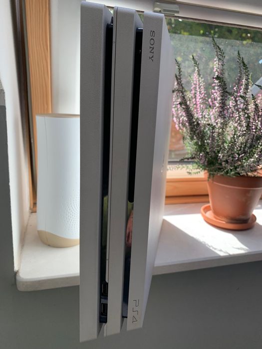 PlayStation 4 Pro - PS4 Pro 1TB