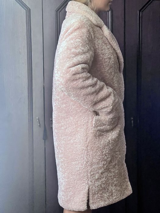 Розовая шубка на зиму