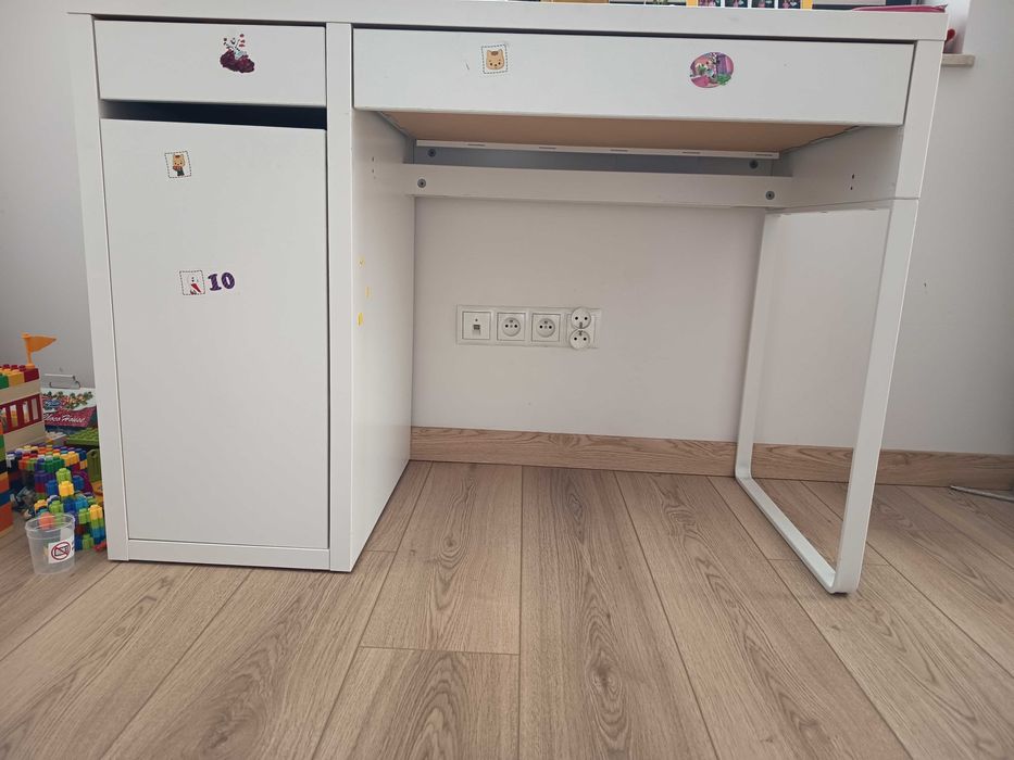 Łóżko domek białe drewniane 190x90 szuflady+materac+biurko Mickey Ikea