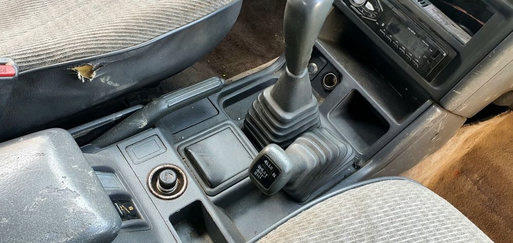 Разборка Mitsubishi Pajero 2 4D56 2.5diesel розборка Митсубиси паджеро