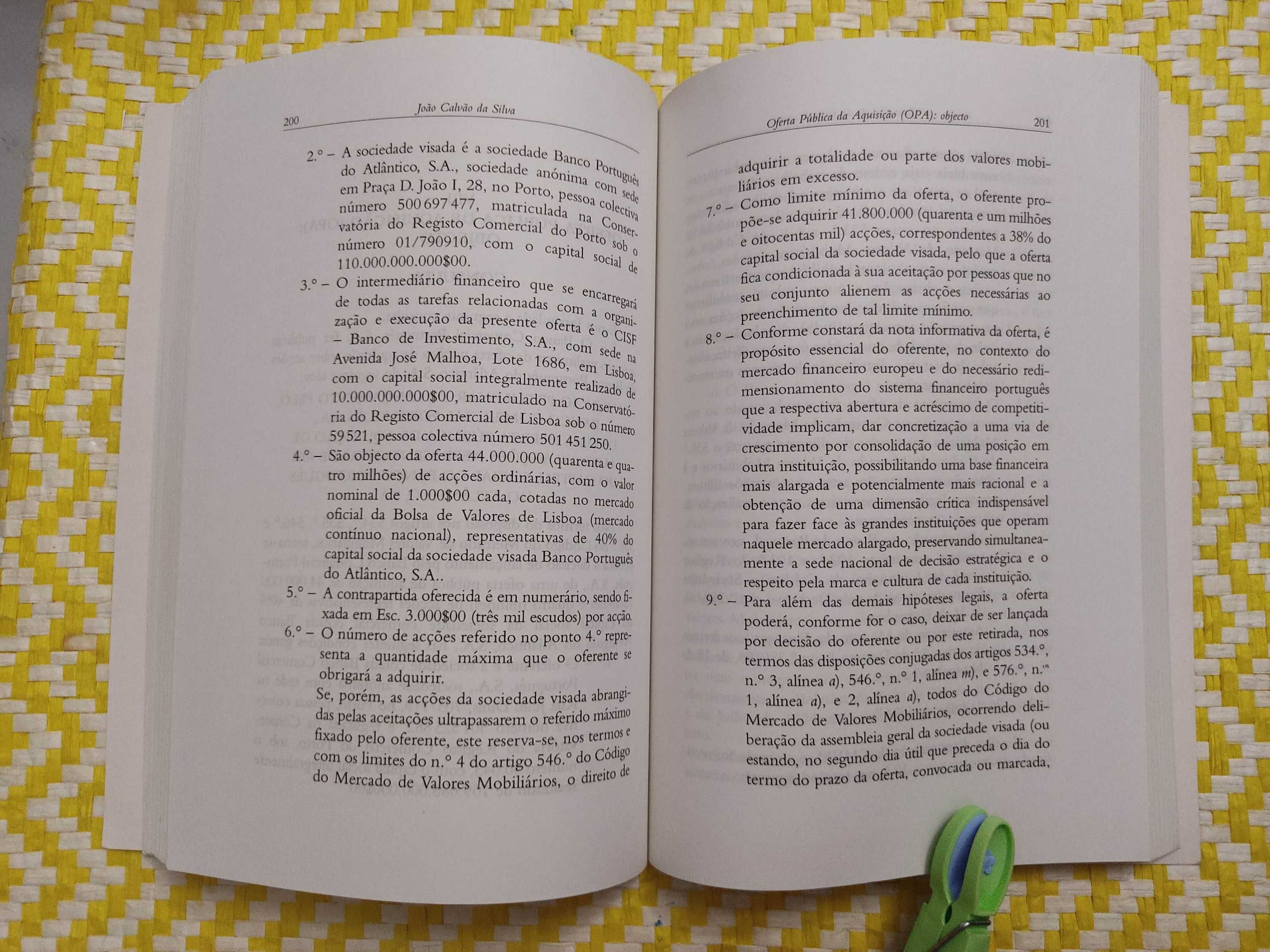 ESTUDOS DE DIREITO COMERCIAL (Pareceres) 
João Calvão da Silva