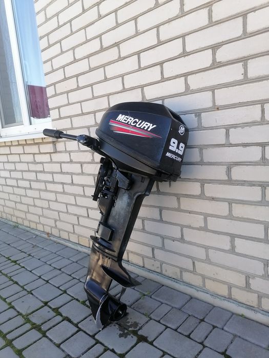 Меркурі 9.9 двигун